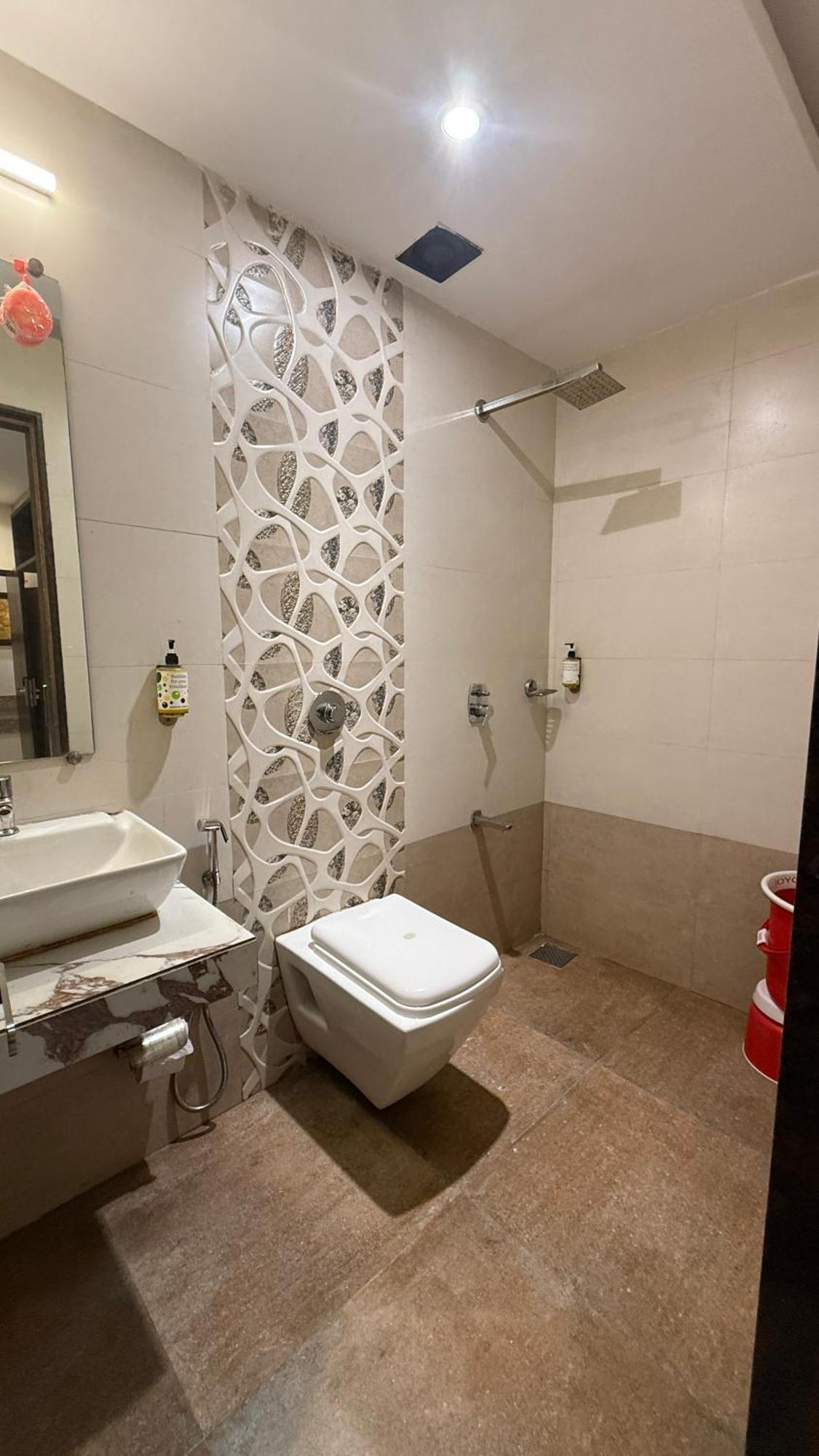 M E R I T O N Hotel T-2 Mumbai Exterior foto